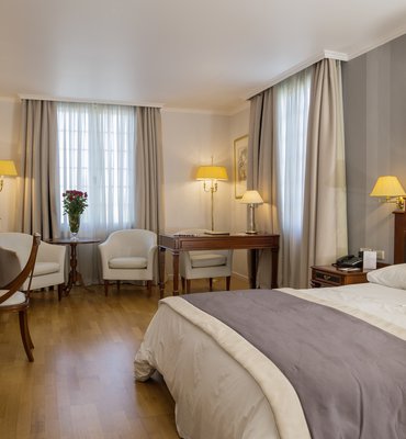 THEOXENIA PALACE - 7 Hotels